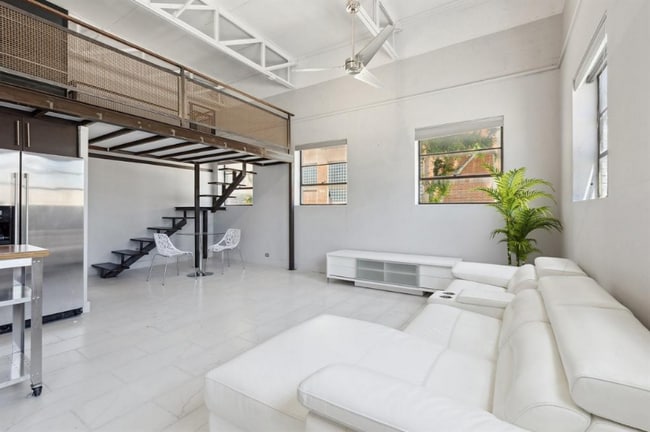 Photo - 215 N Walton St Unidad 2