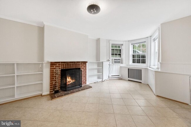Photo - 1530 34th St NW