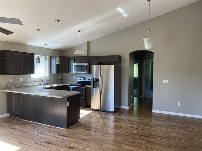 Building Photo - 8545 Lynnette Dr Unit 1