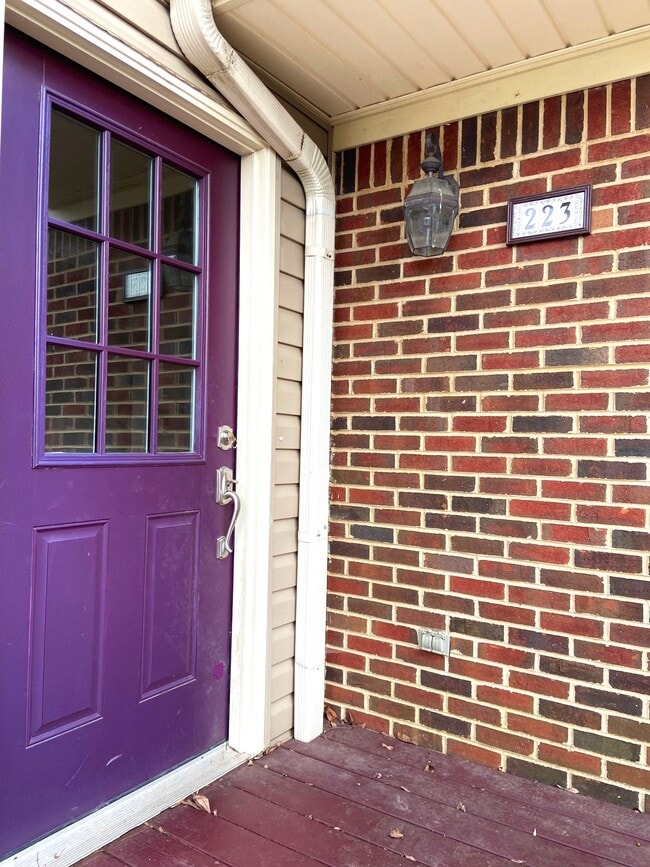 Photo - 223 Cambo Ter