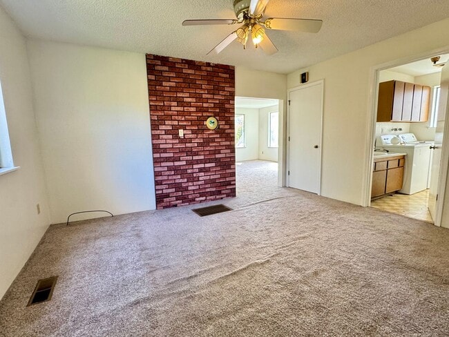 Photo - 1712 Walnut St