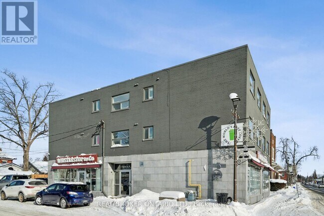 Photo - 1 Elgin St N Unit #1A