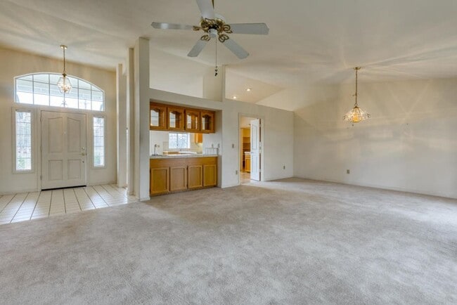 Photo - SPACIOUS 3 BED 2.5 BATH HOUSE WITH 3 CAR GARAGE