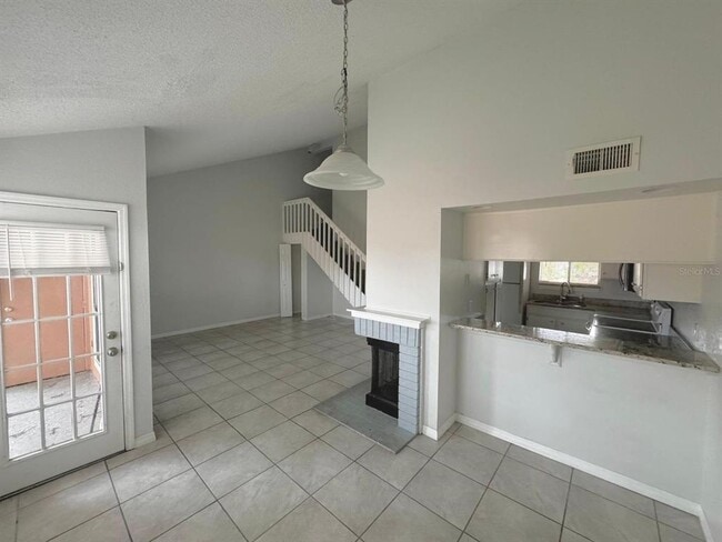 Building Photo - 654 Trinidad Ct Unit 654