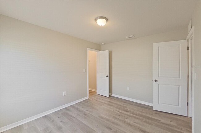 Photo - 18326 Gibraltar Ln