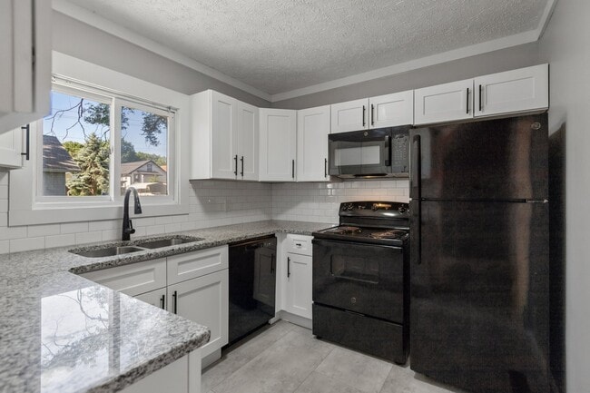 Photo - 4922 N 35th St