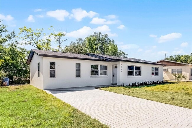 Building Photo - 2105 9th St NE