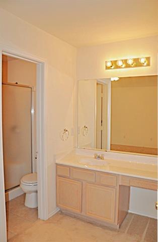 Photo - 2305 Brookview Dr