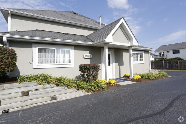 Prairie Creek Townhomes Rental Office