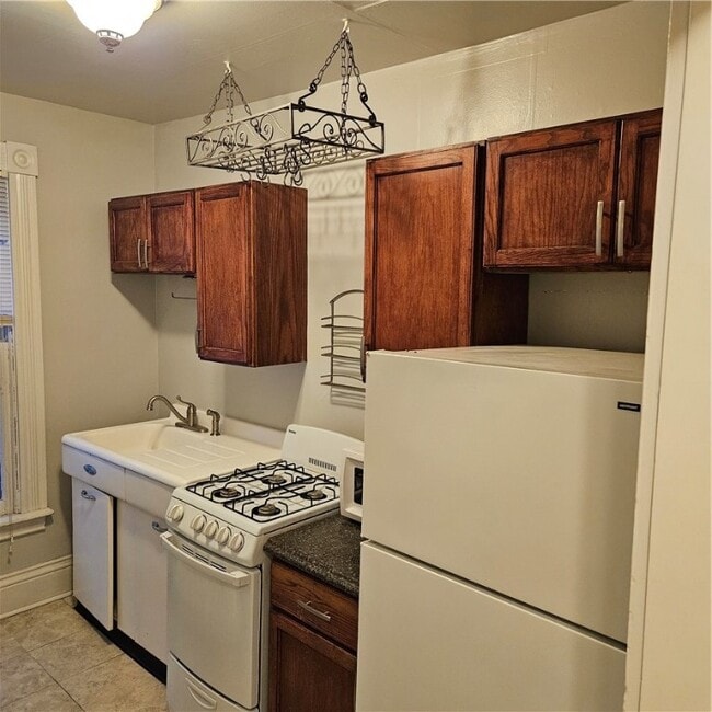 Photo - 108 Boardman St