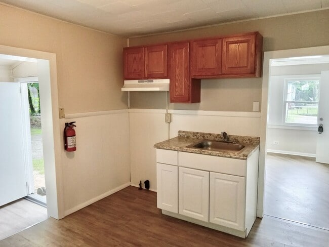 Building Photo - One Bedroom Detached House FOR RENT in Bridgeton, NJ $1150