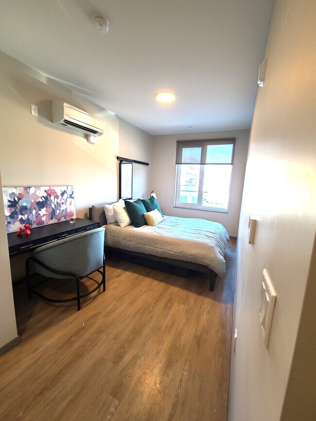 Photo - 290 Lincoln St