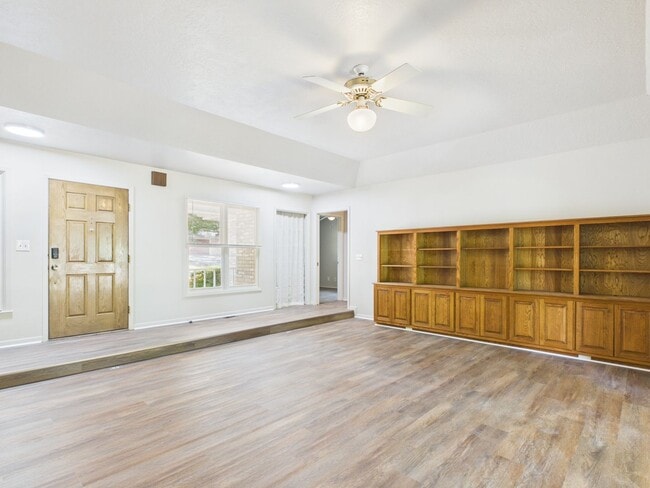 Photo - 1018 Ave B