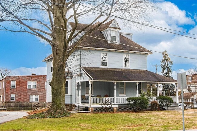 Building Photo - 45 S Wyoming Ave Unit 1