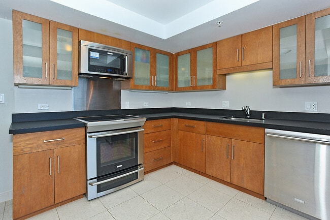 Photo - Perfect Location at Pacifica Honolulu!