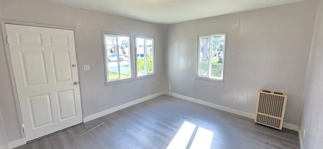 Photo - 13109 Barlin Ave Unit 1