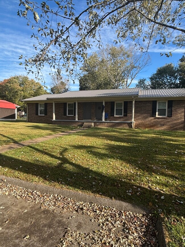 Building Photo - 1606 Deer Hollow Dr Unit 1606 B Deerhollow Dr