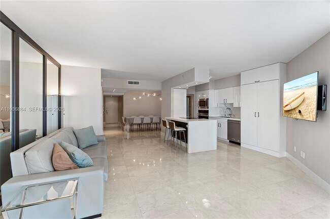 Photo - 4779 Collins Ave Unit 2204