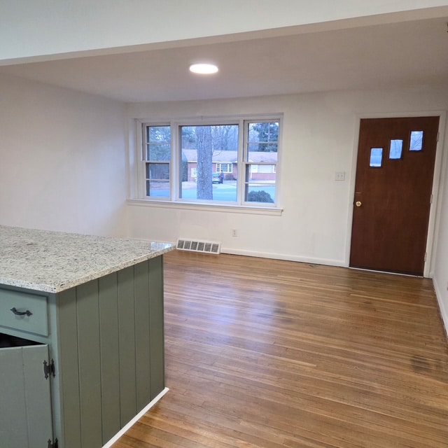 Photo - 8011 Kenmore Dr