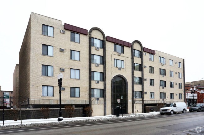 Primary Photo - 1515 W Morse Ave