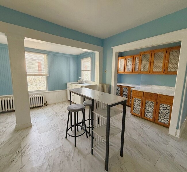 Photo - Charming 3-Bedroom Apartment in a Prime Location