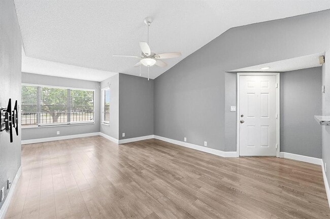 Photo - 2900 S University Dr Unit 9204