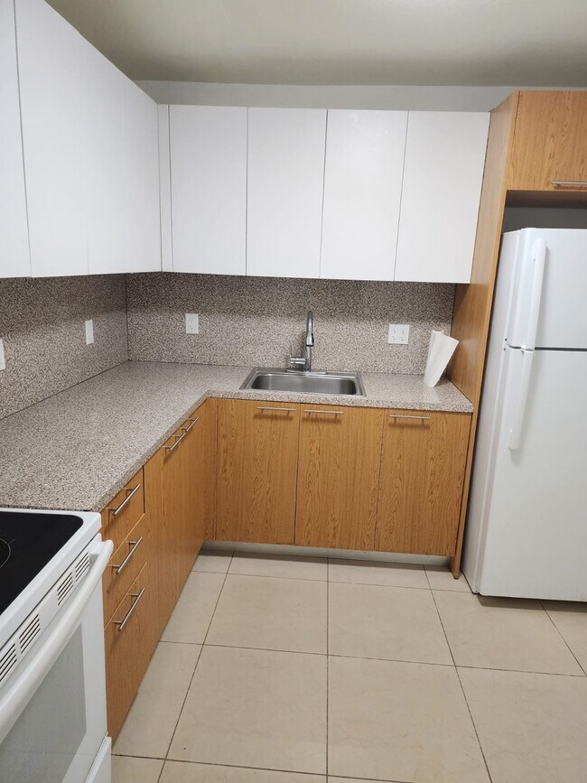 Photo - 15201 NE 6th Ave