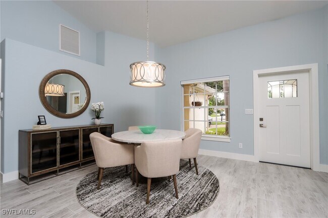 Photo - 1511 Whispering Oaks Cir