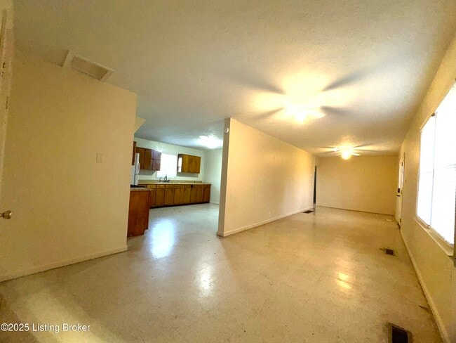 Photo - 9909 Mt Eden Rd