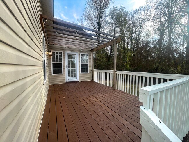 Photo - 282 Braddock Dr