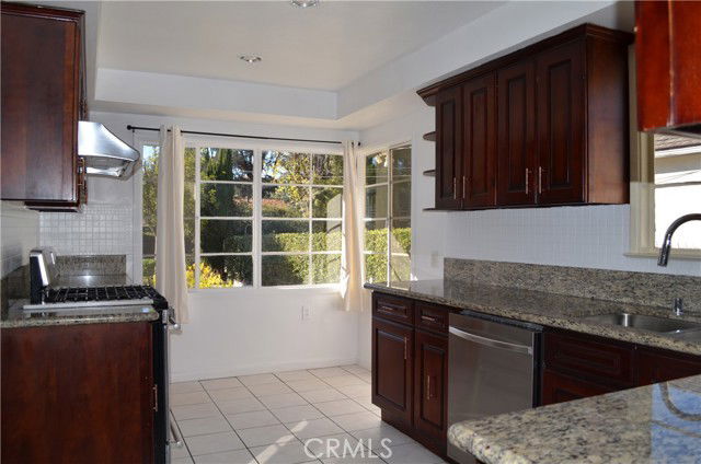 Photo - 1365 Bradbury Rd