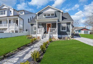 111 Sanborn Ave