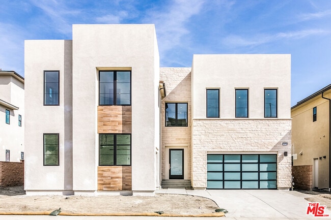 Photo - 11770 Hillsborough Ln House