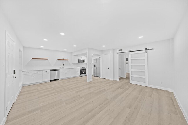 Photo - 14333 Memorial Dr Unit 56