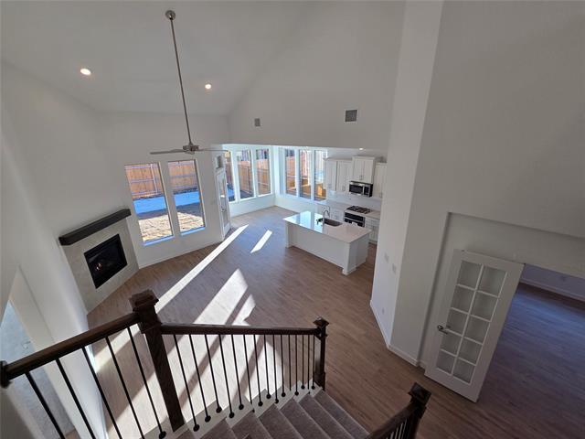 Photo - 724 Warleggan Wy