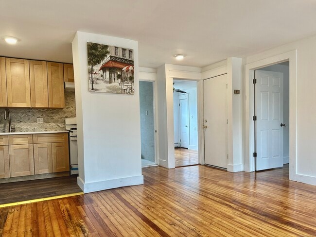 Photo - 72 N Cherry St Apartment