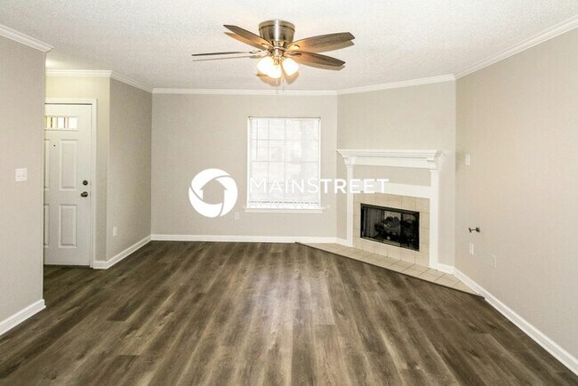 Photo - 3 Bedroom Pet-Friendly Home in Horn Lake, MS with Main Street Renewal