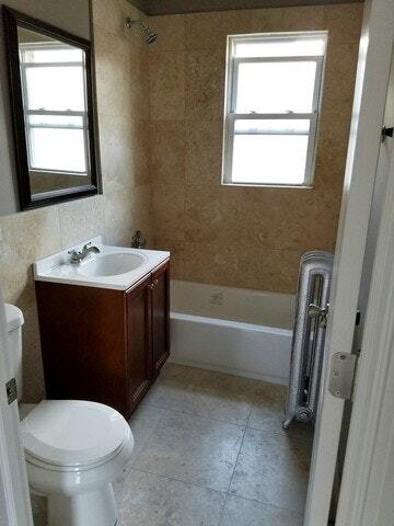 Photo - 1644 W Pratt Blvd Unit 1J