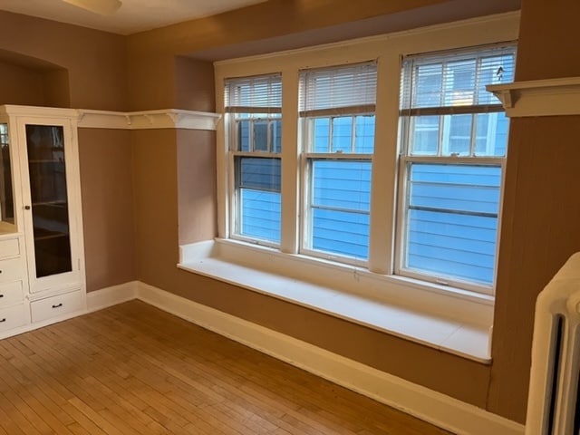 Photo - 1672 N Van Buren St Unidad 1674