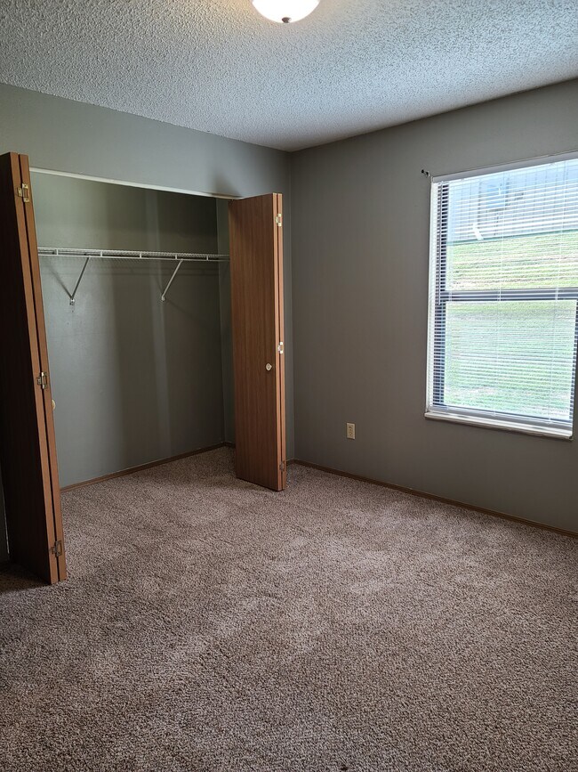 White River Mountain Apartments For Rent in Hollister, MO