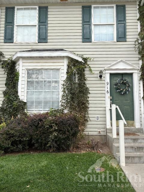 Building Photo - 916 Greenridge Ave