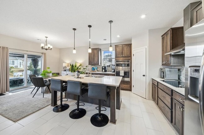 Building Photo - rare hudson new construction home for lease!