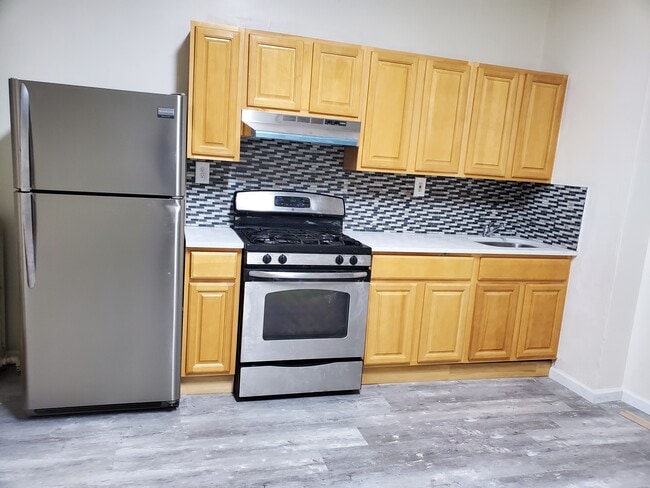 Building Photo - 60 Brighton Ave Unit 1 Rental