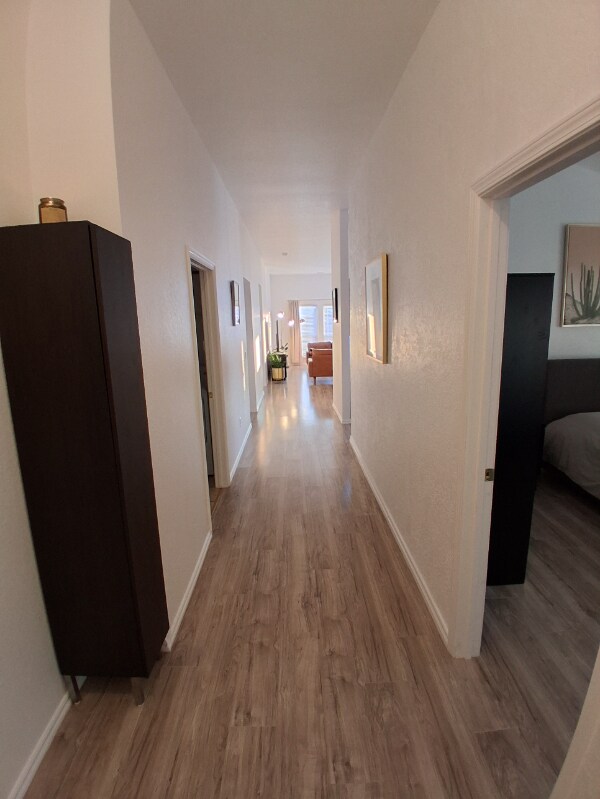 Photo - 2036 Cloverdale Ln