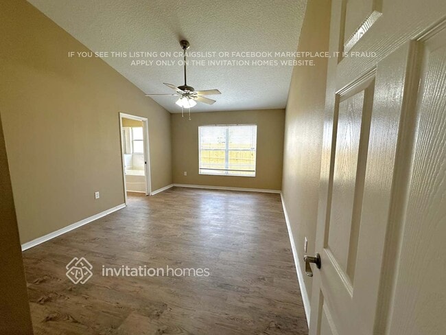 Photo - 7221 49th Pl E