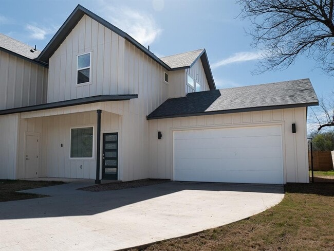 Photo - 120 Kimble Ln