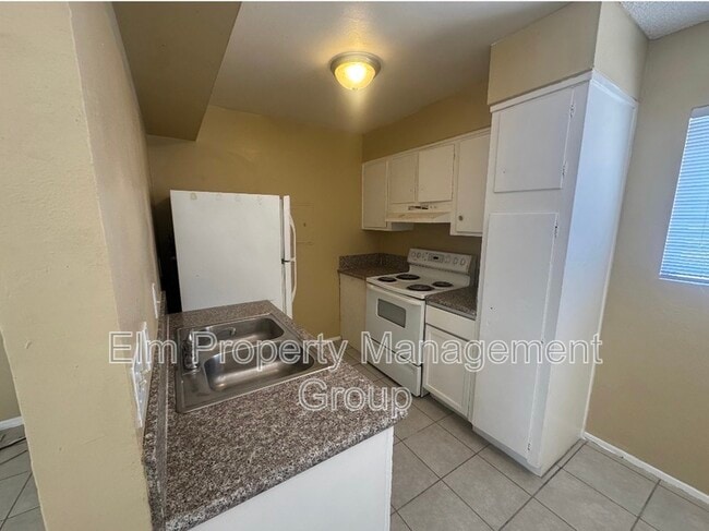 Photo - 2516 E Mesquite Ave