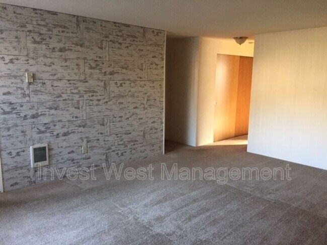 Photo - 1867 Kingsley Rd Unit #85