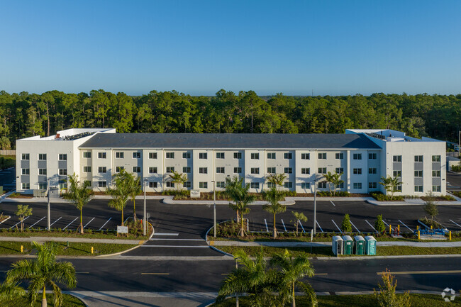 Aerial - Bellavista at Vanderbilt Way Rental