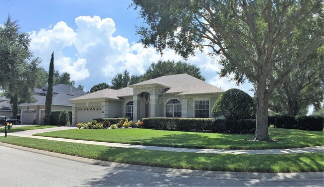 Photo - 909 Arbormoor Pl
